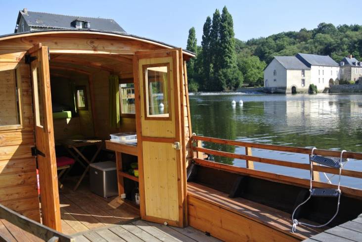 Domaine AbracadaRoom : Toue Mayenne - Image 2