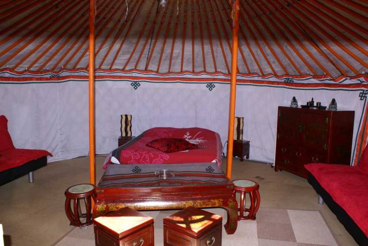 Hébergement AbracadaRoom : Yourte 4 personnes - Image 2